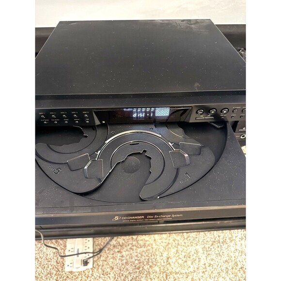 Sony CDP-CE375 5 disc CD Changer Carousel with remote & cables Tested & working - Picture 3 of 9